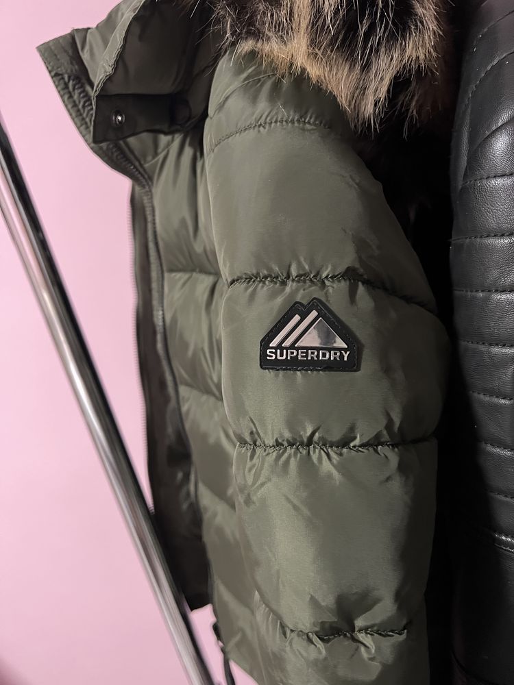 Зимно яке Superdry ново, с етикет