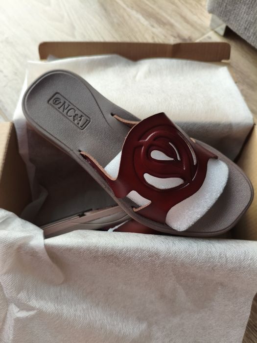 ONCAI Șlapi pentru femei, mărimea 36 EU noi in cutie