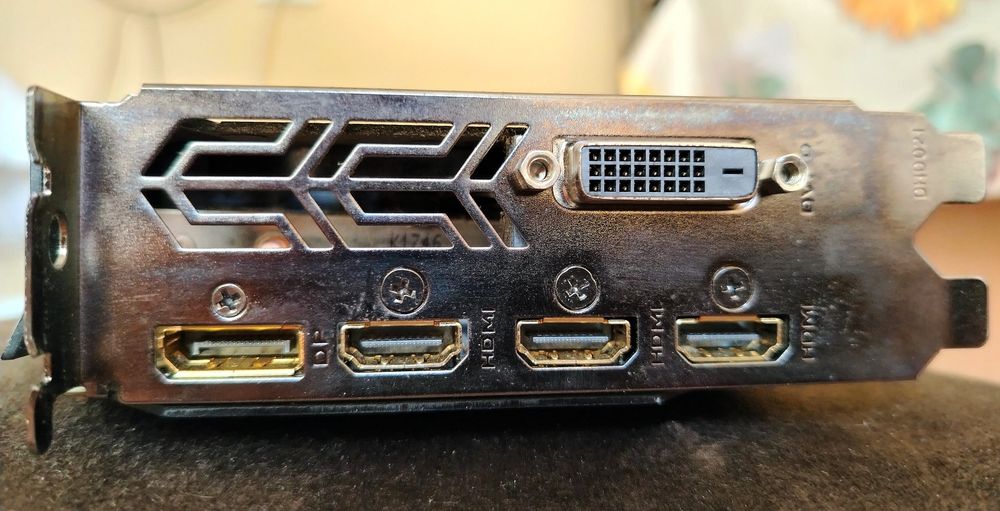Placa Video Gigabyte GTX 1050 TI 4GB