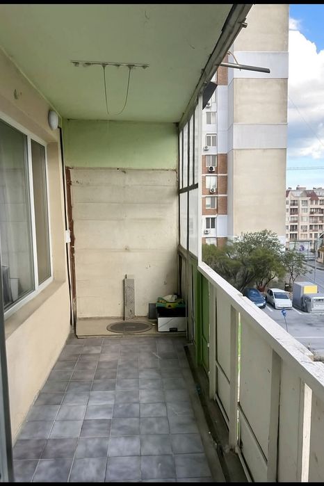 Апартамент за продажба