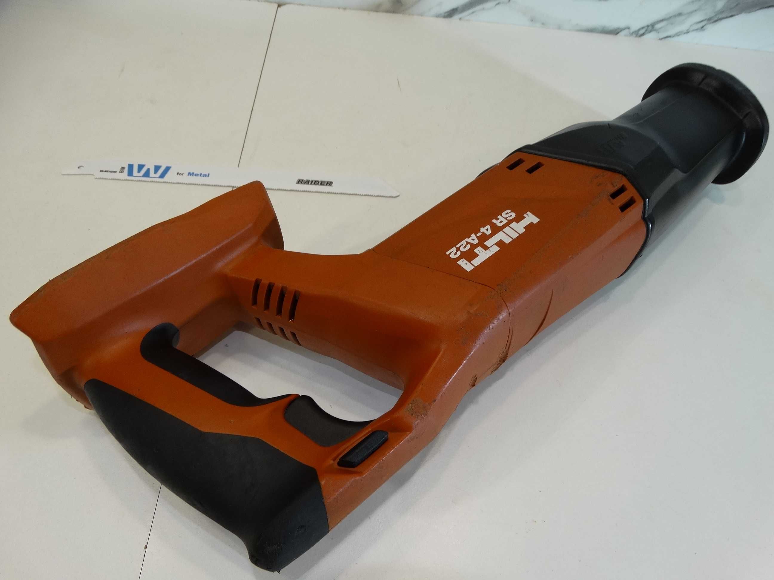 Hilti SR 4 - A22 - Саблен трион
