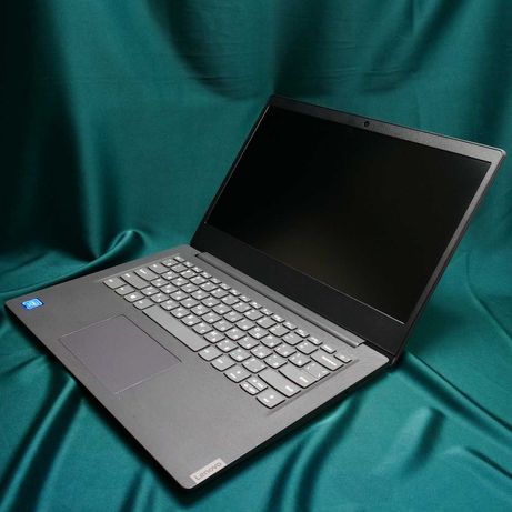 Ноутбук Lenovo V14-IGL / Lombard