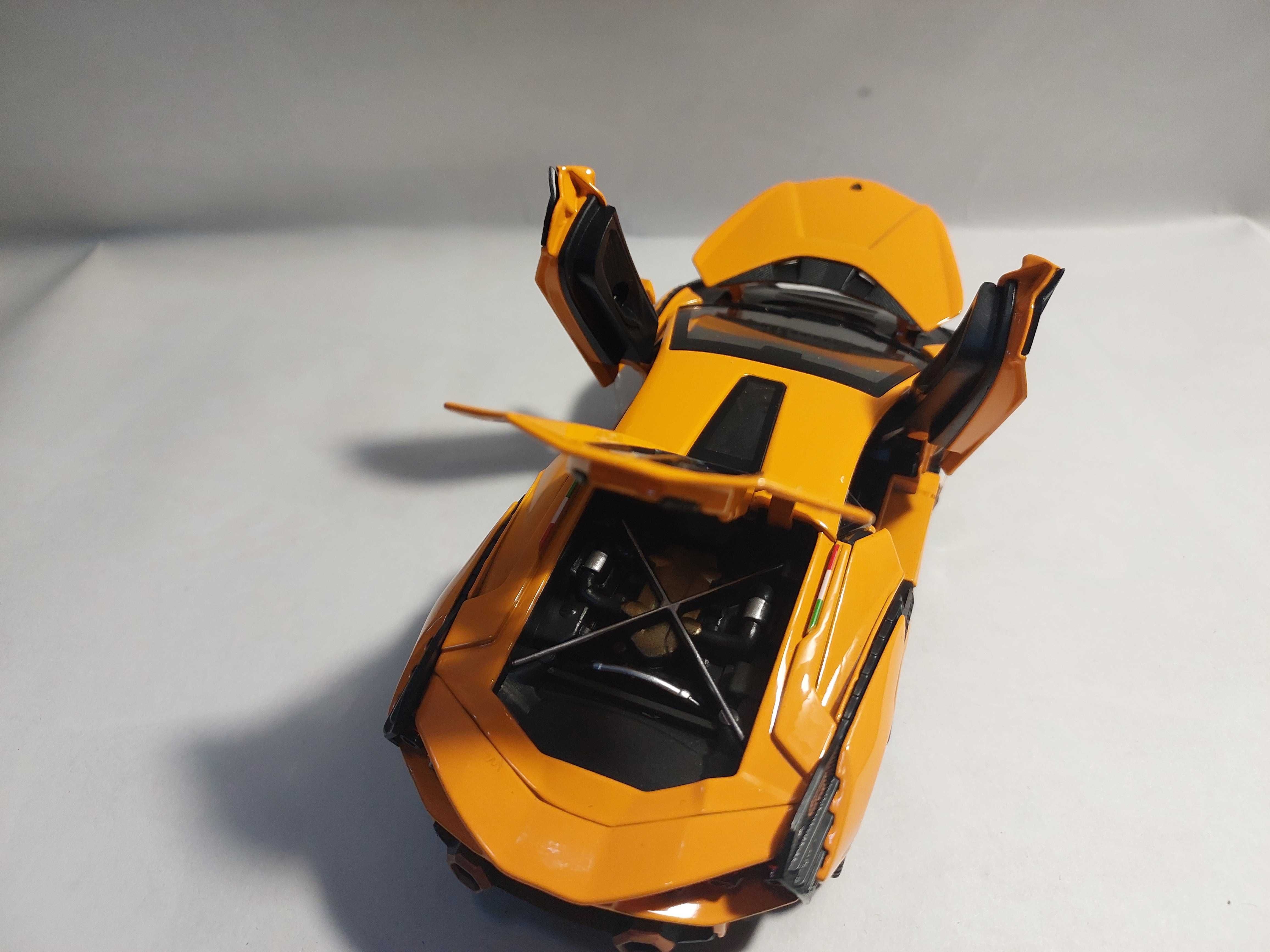 Macheta metal Lamborghini 1.32