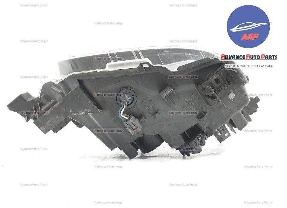 Far stanga Halogen original in stare foarte buna Mazda  CX-3  1 [2015