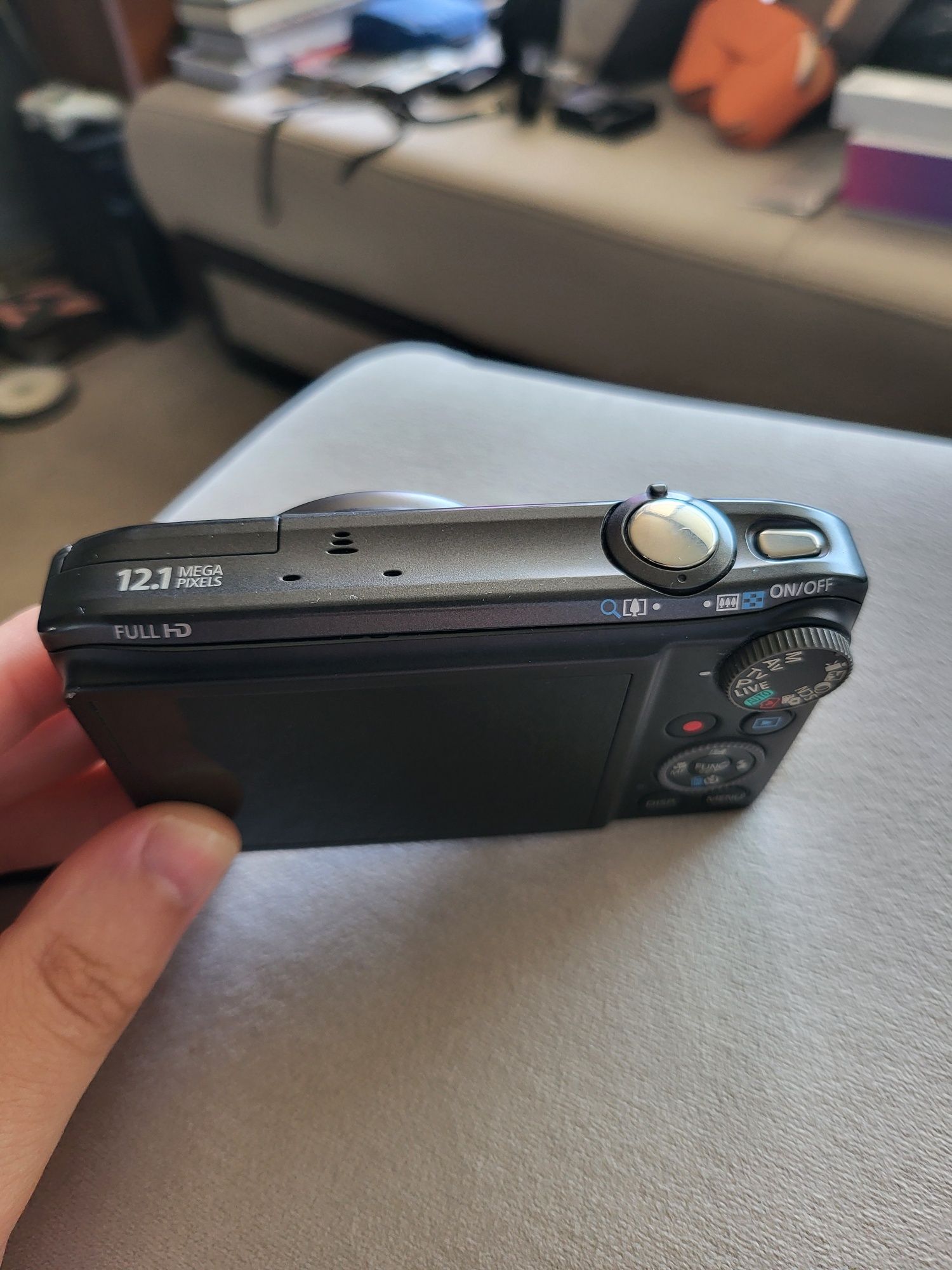 Canon PowerShot SX240 HS