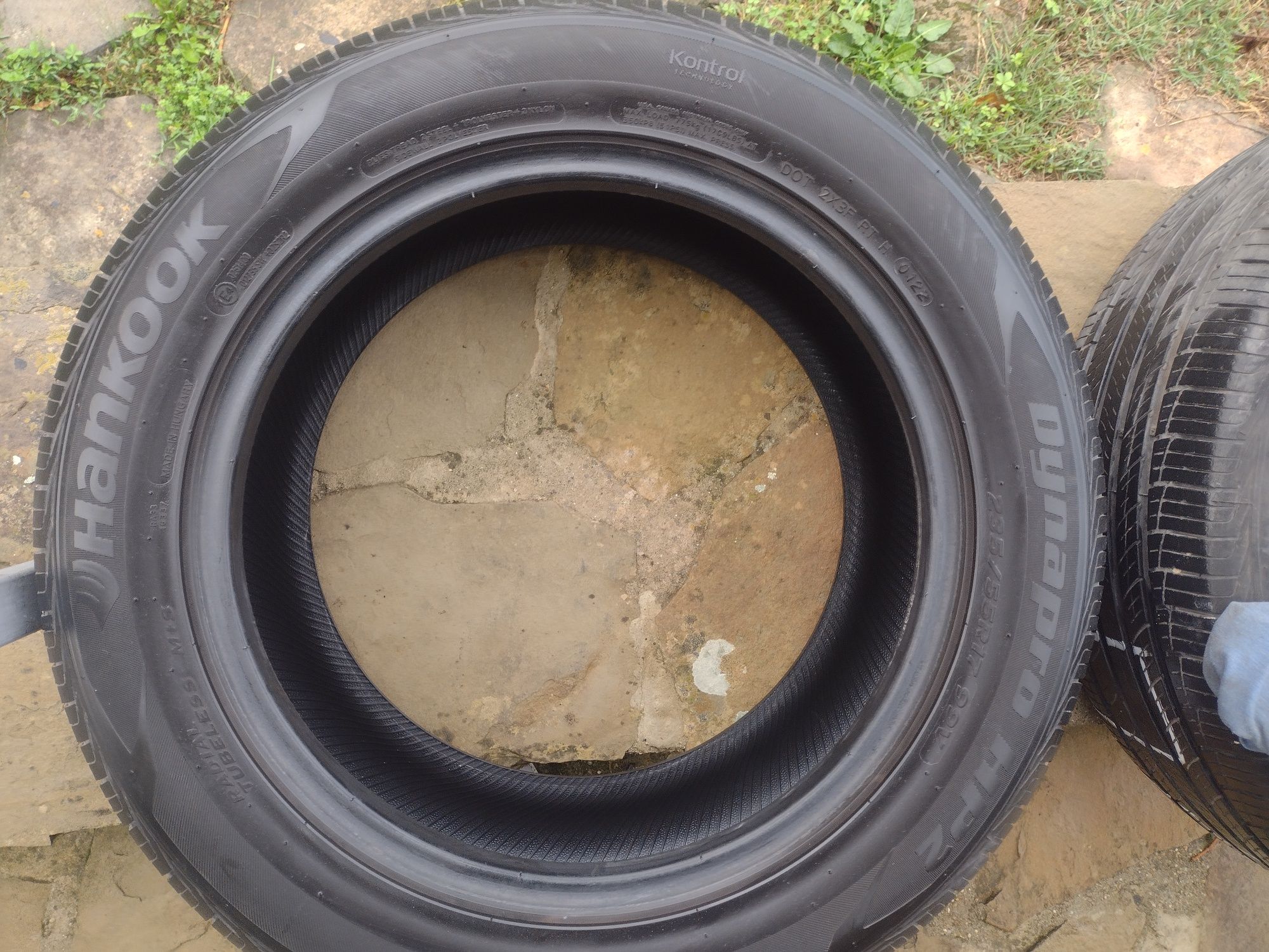 Летни гуми Hankook 235/55/17