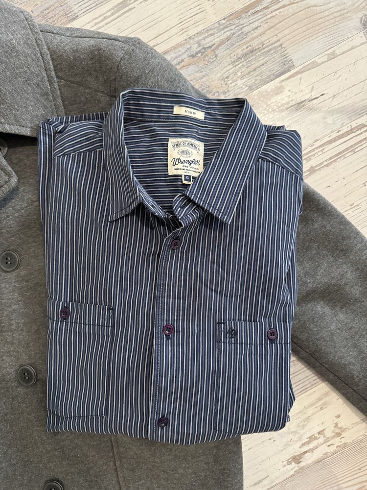 Мъжко сиво сако/палто Зара и риза Wrangler XL
