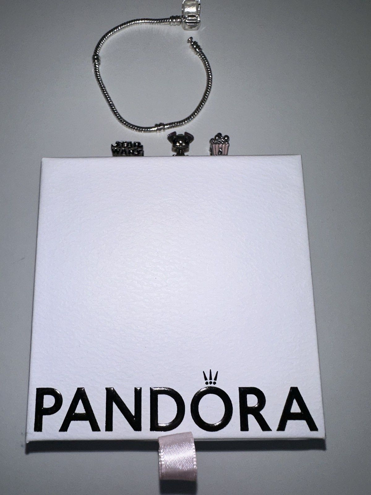 Гривна Pandora/Пандора с три талисмана