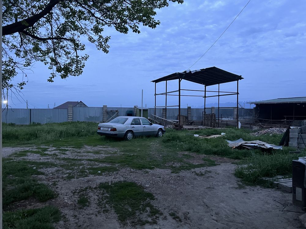 Продается дом + времянка , есть сарай, сеновал , навес