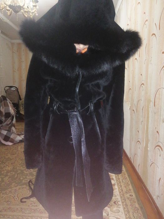 Продам новую шубку