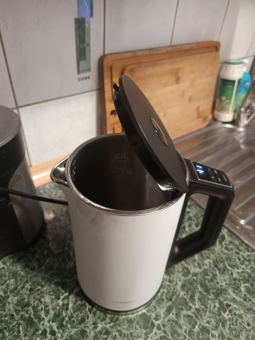 Електрическа кана ARENDO