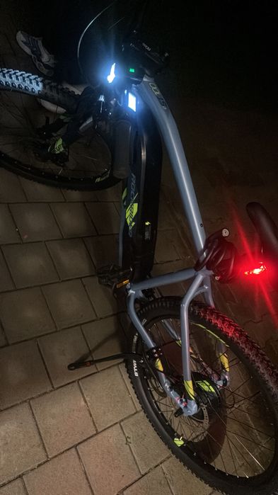 Bicicletă electrică