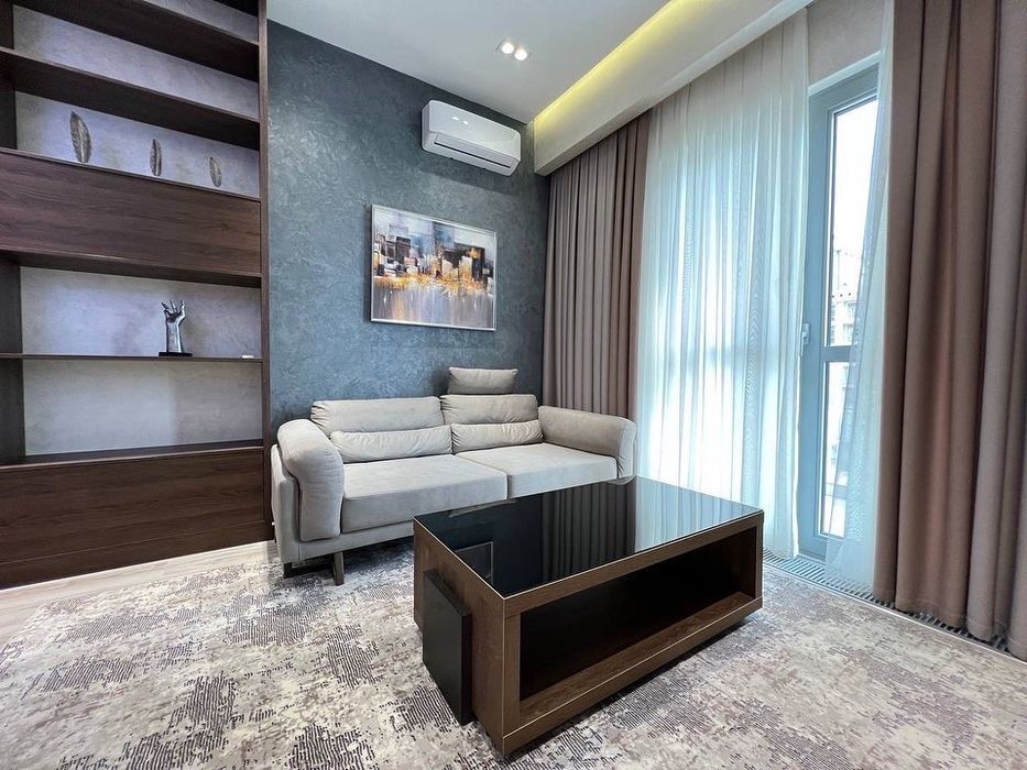 Новостройка! Срочно сдается новая квартира в центре! Метро ойбек!