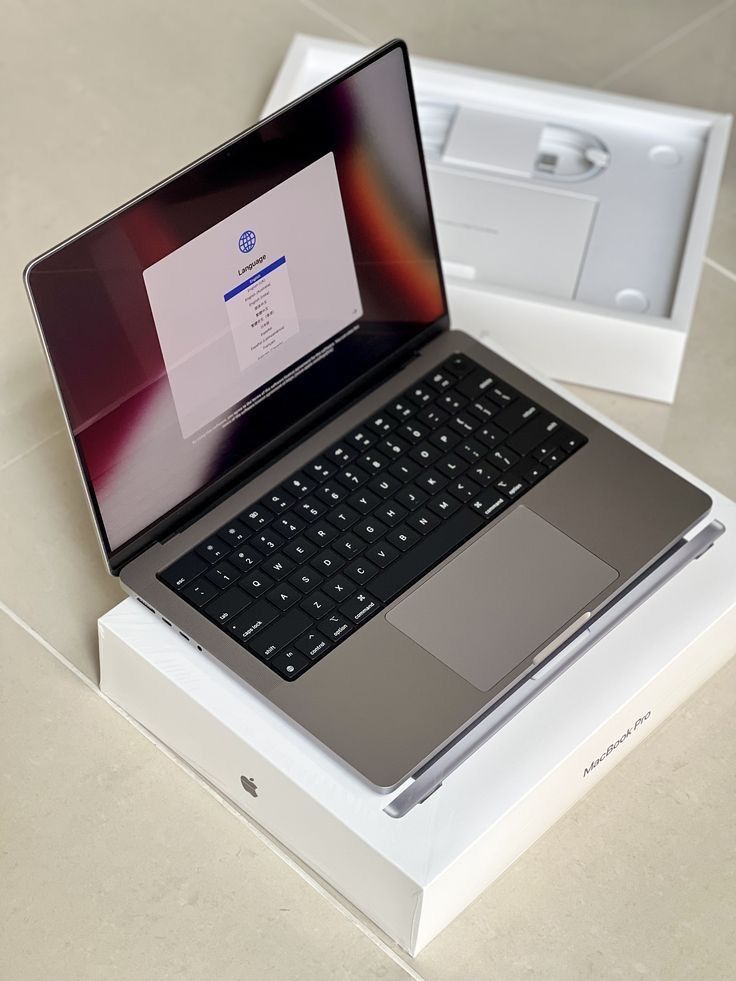 Apple Macbook M2 Pro 16/1 TB