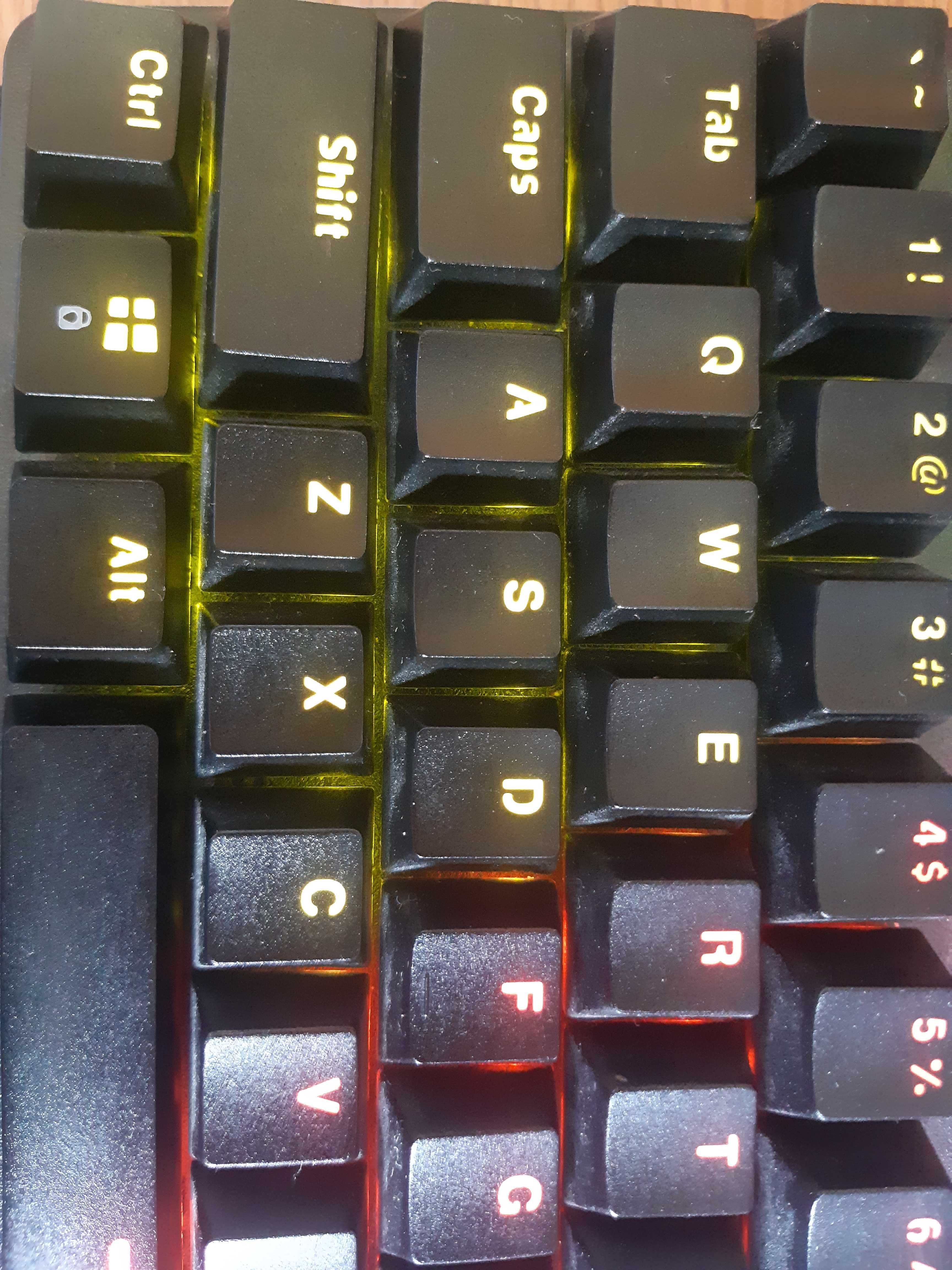 tastatura gaming mechanica