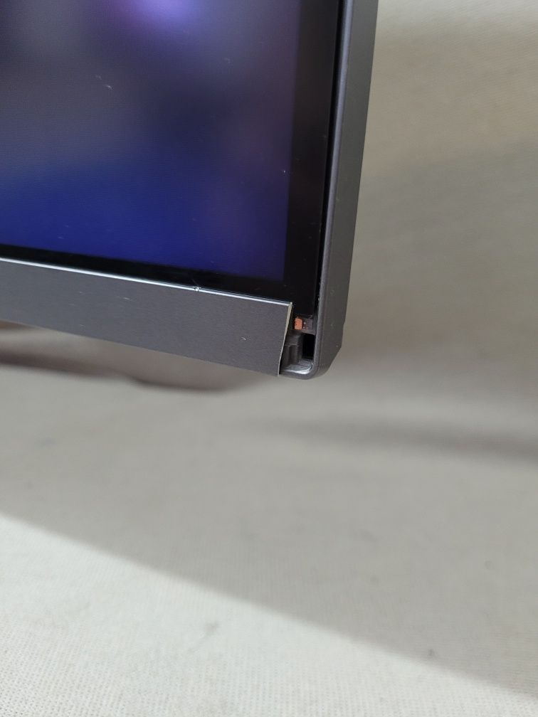 Monitor samsung c32 144hz defect