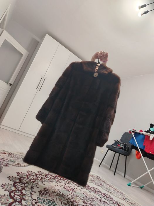 Продам норкавая шуба