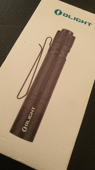 Olight i3t carbon fiber