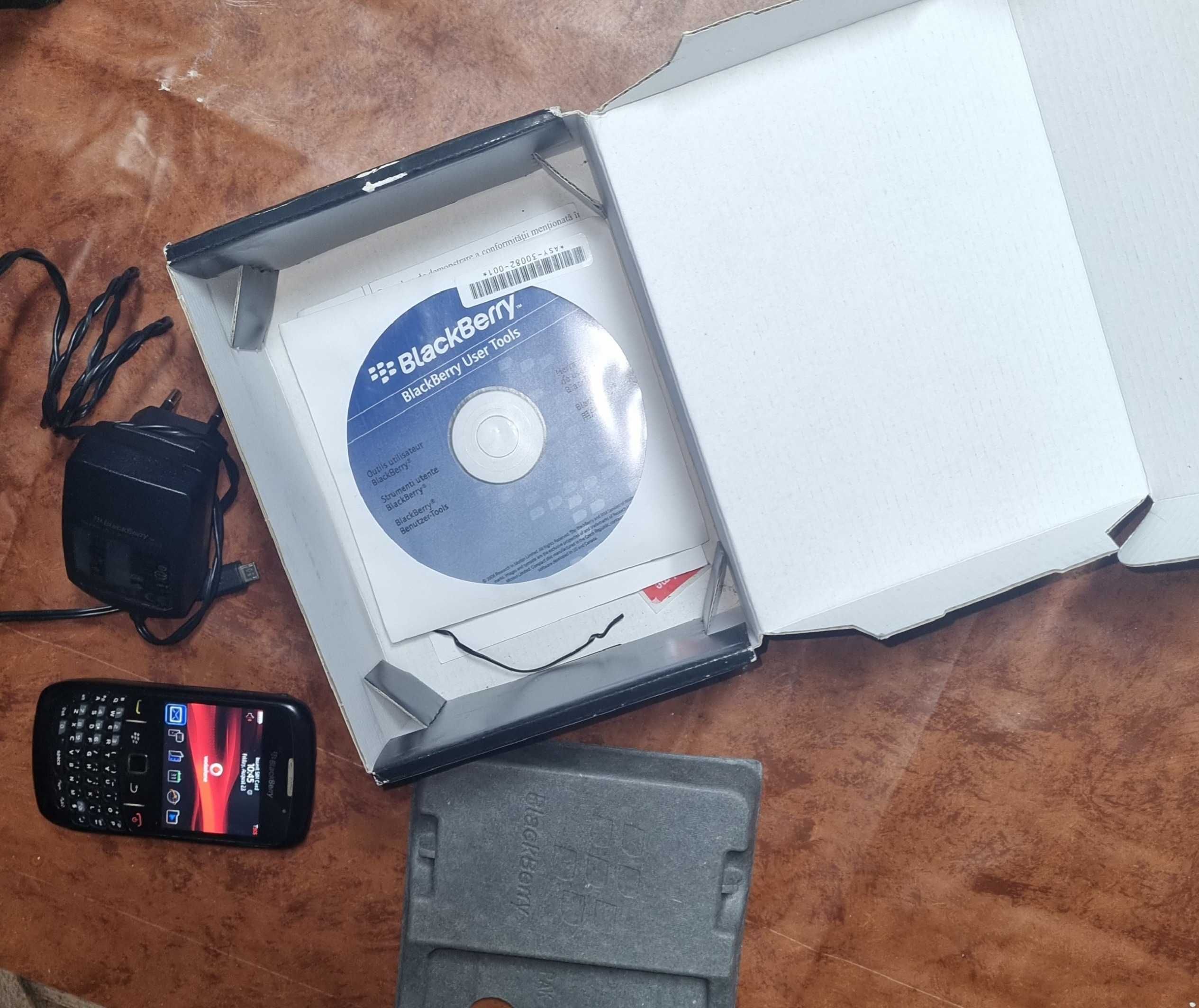 Telefon Blackberry CURVE 8520
