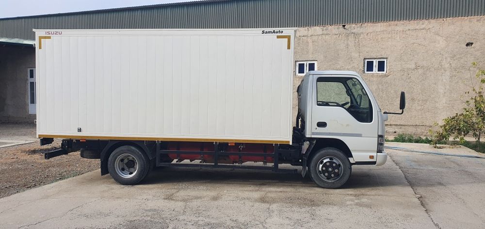 Isuzu sotiladi 2018 yil 22 000 yurgan