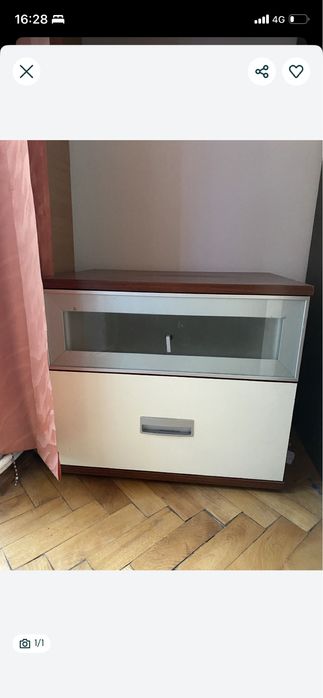 Vand noptiera din lemn