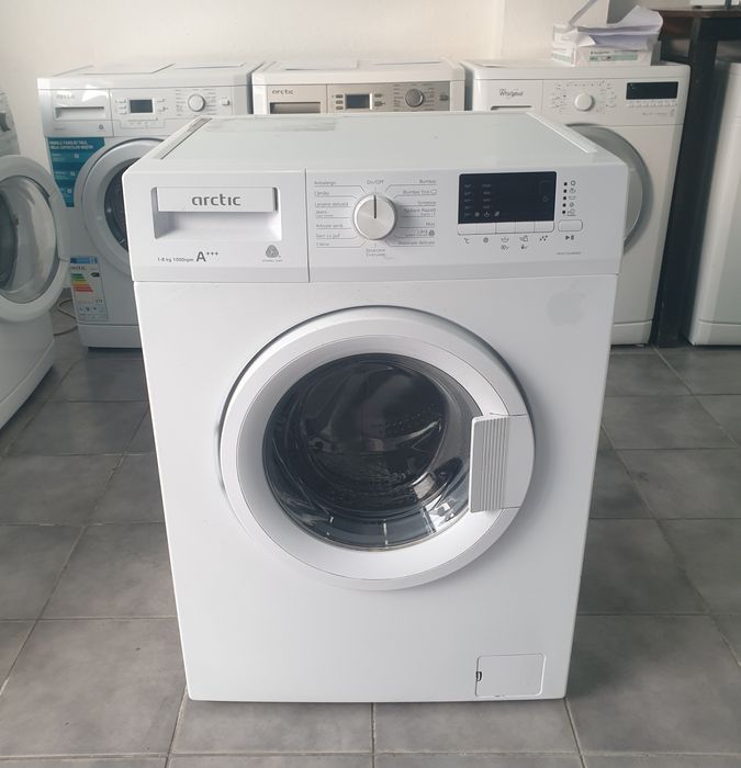 Masina de spălat rufe Arctic  / 5oo lei.