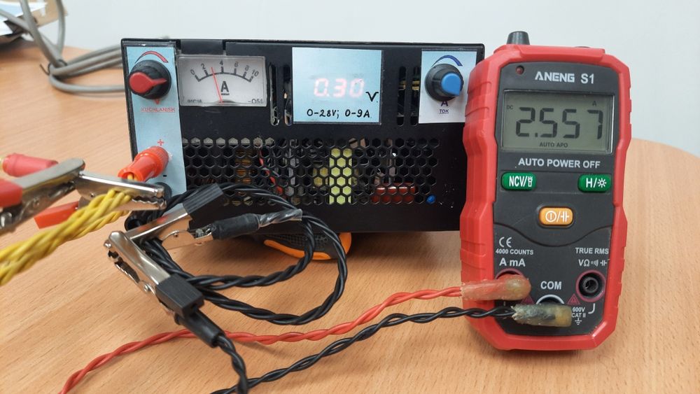"Лабораторный блок питания" 28в 9А. "Laboratoriya ta'minot bloki".