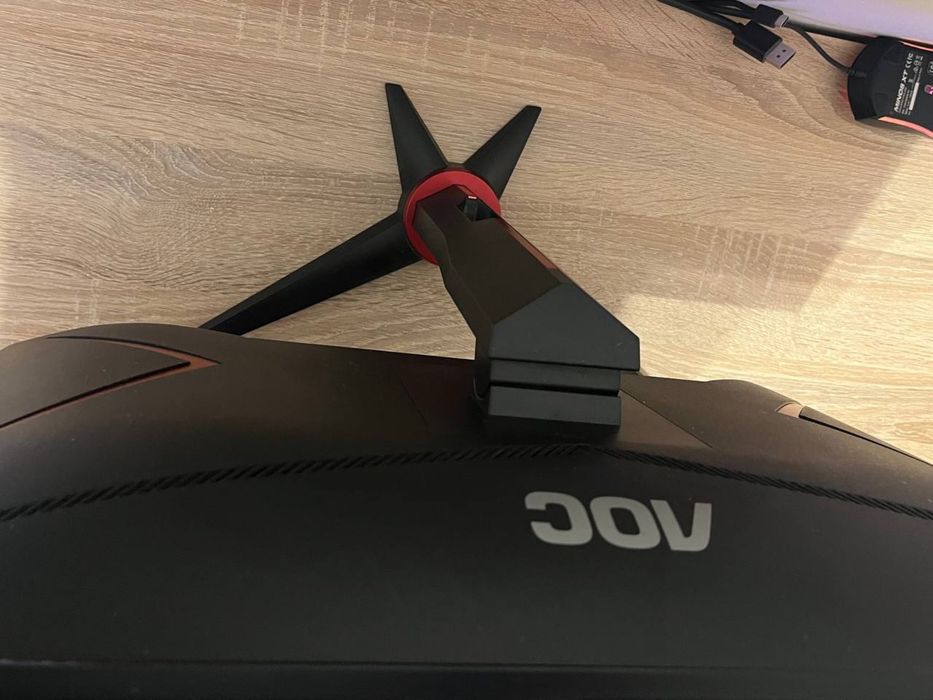 Компютър с RTX 2060 + монитор AOC 24” + клавиатура KD87A