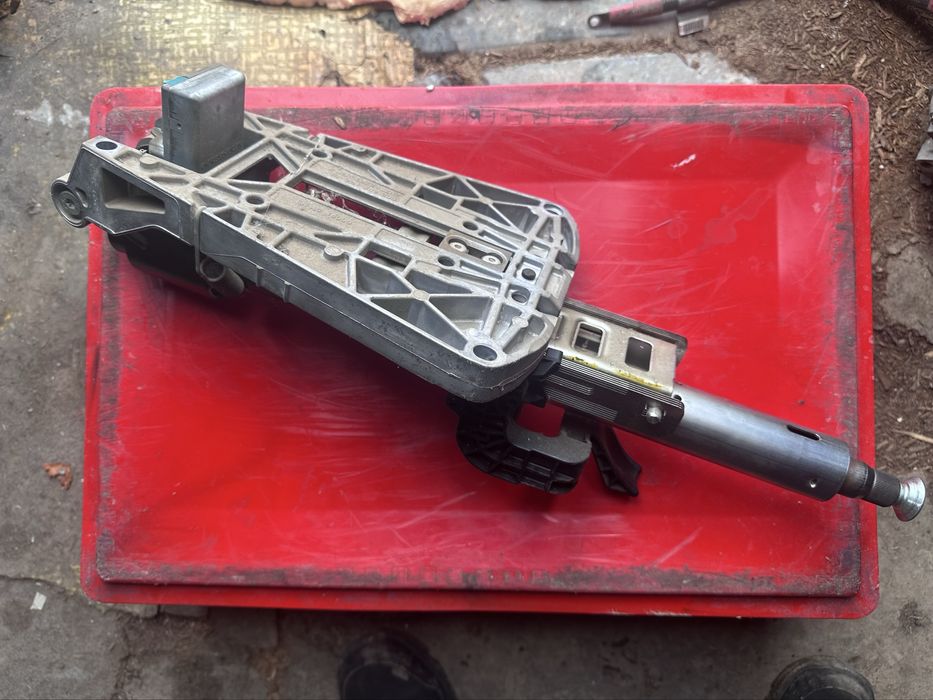 Кормилно управление Mercedes W204 W211 2.2cdi