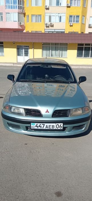 Митсубиси каризма