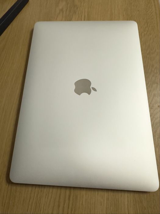 MacBook Air M1 - 8GB RAM NOU