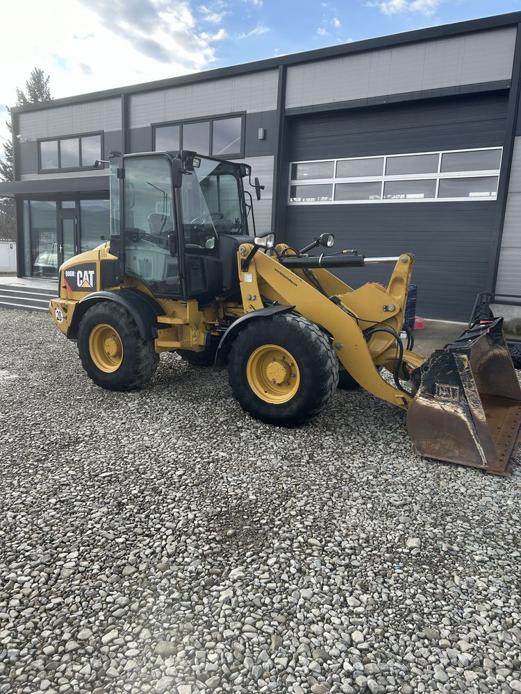 Incarcator frontal Caterpillar 908H2