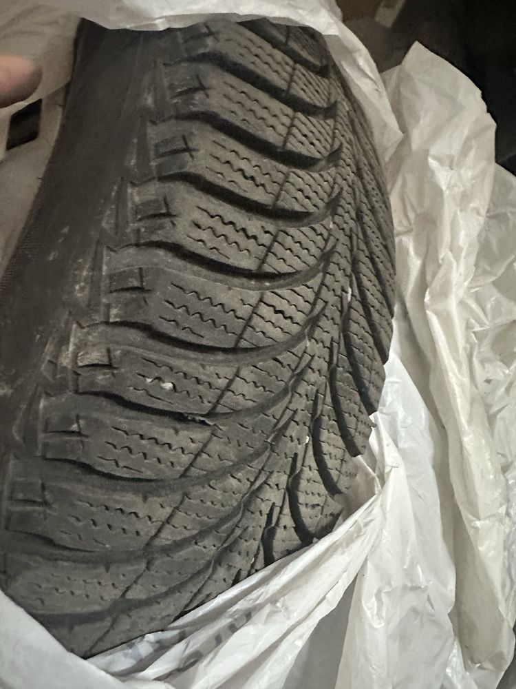 Зимние шины 185/65/R14