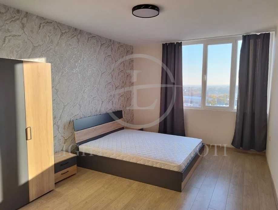 Продава се Тристаен апартамент в Пловдив, Изгрев - 80 кв.м за 1050 €/кв.м - Снимка #5