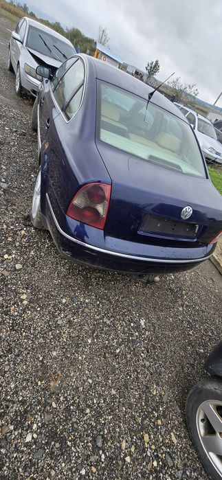 Vw passat 2003 automat dezmembrez