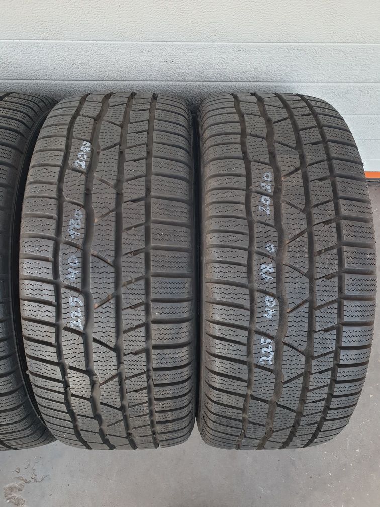 Зимни гуми 4 броя CONTINENTAL WinterContact TS830P 225 40 R18 дот 2020