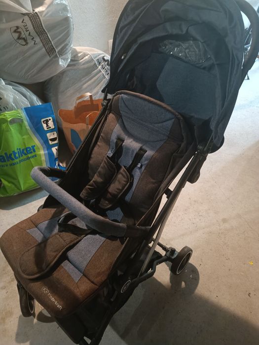 Лятна количка Kinderkraft Indy