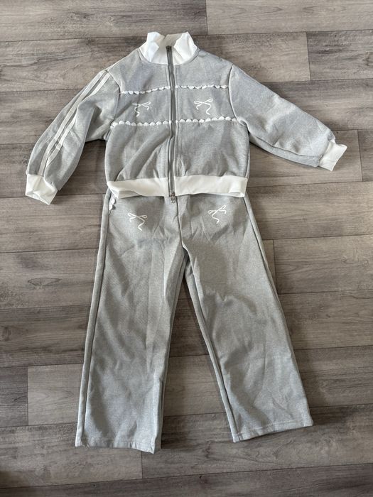 Спортивка на девочку новый