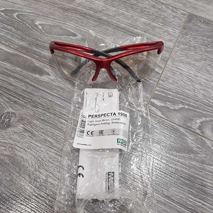 Продам очки защитные