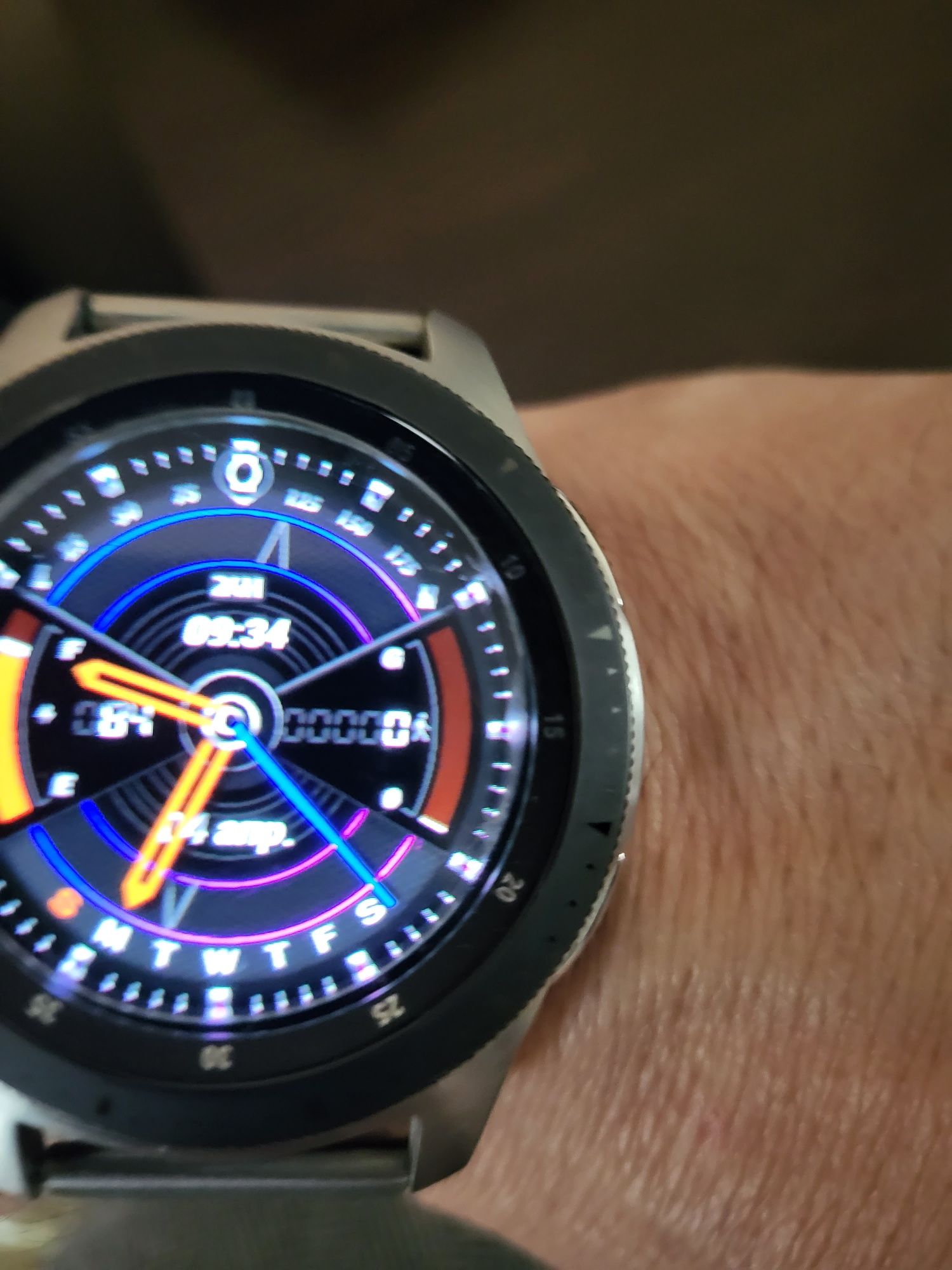 Смарт часы Samsung  Galaxy Watch