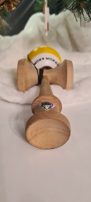 Vând Kendama Krom