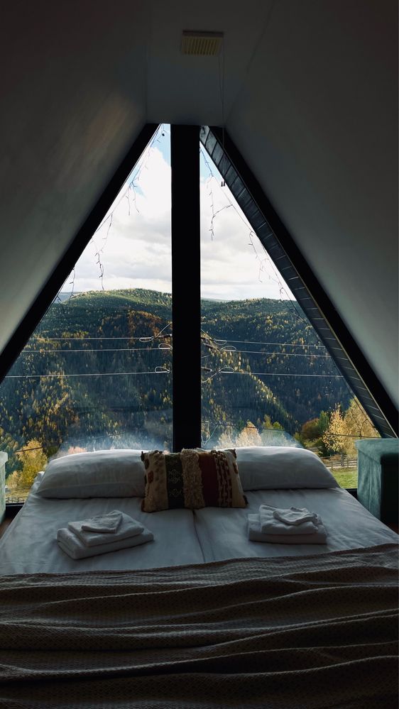 Inchiriere cabana Dom Cabin a-frame cu jacuzzi