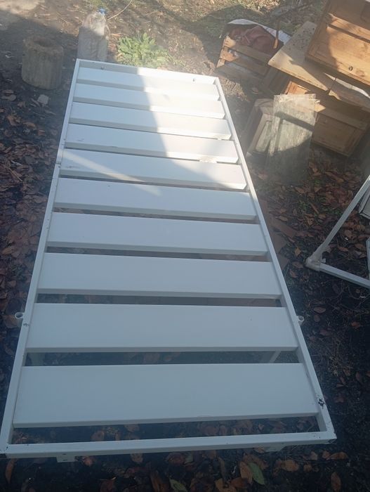 Продам две кровати