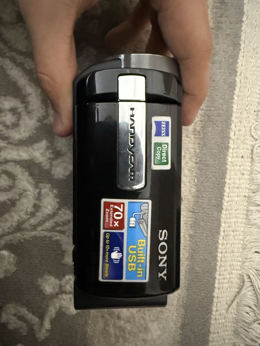 Продам Видео Камеру Sony Handycam DCR-SX45E