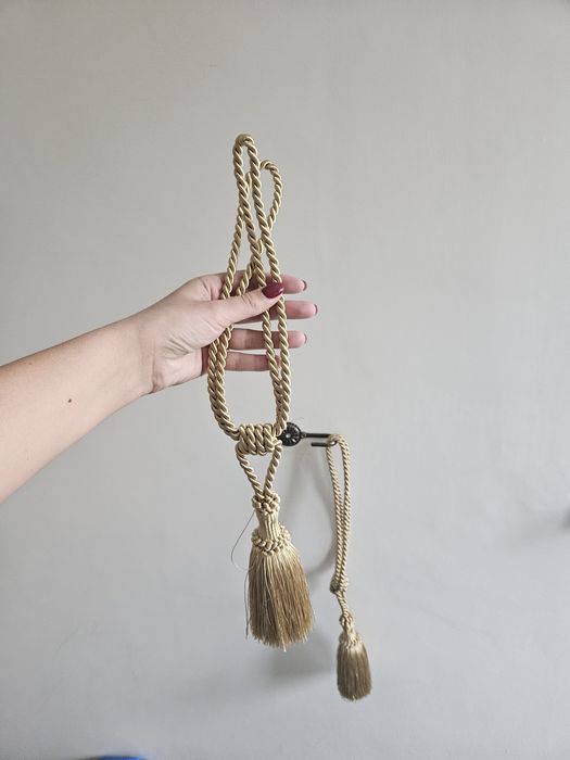 Vând perdea si draperie din catifea