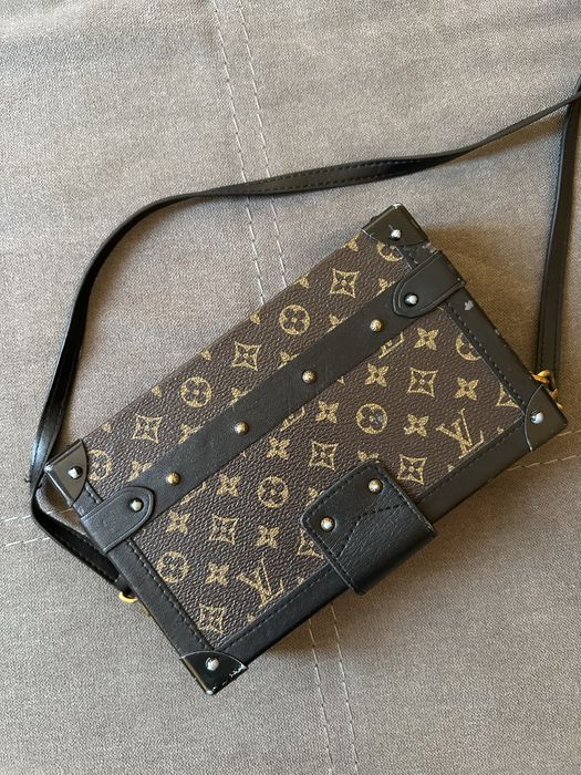 Дамска чанта Louis vuitton