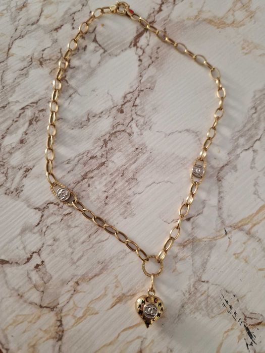 Vand lanț de aur pt femei de 14k.