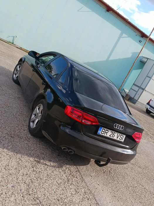 Vând audi A4 B8.