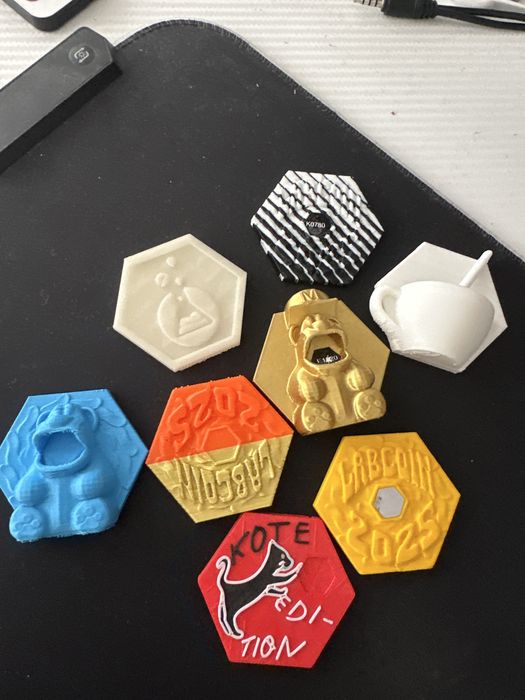 Лаблойни за продаване всички!