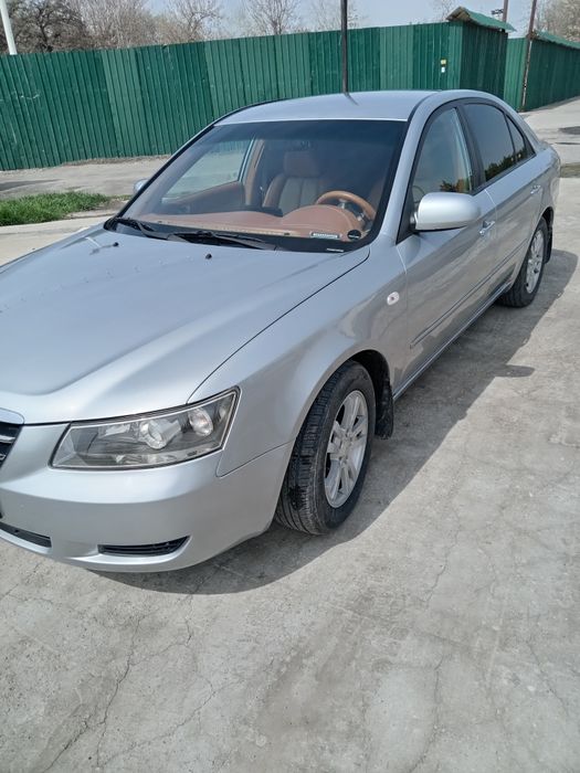 Hyundai Sonata NF